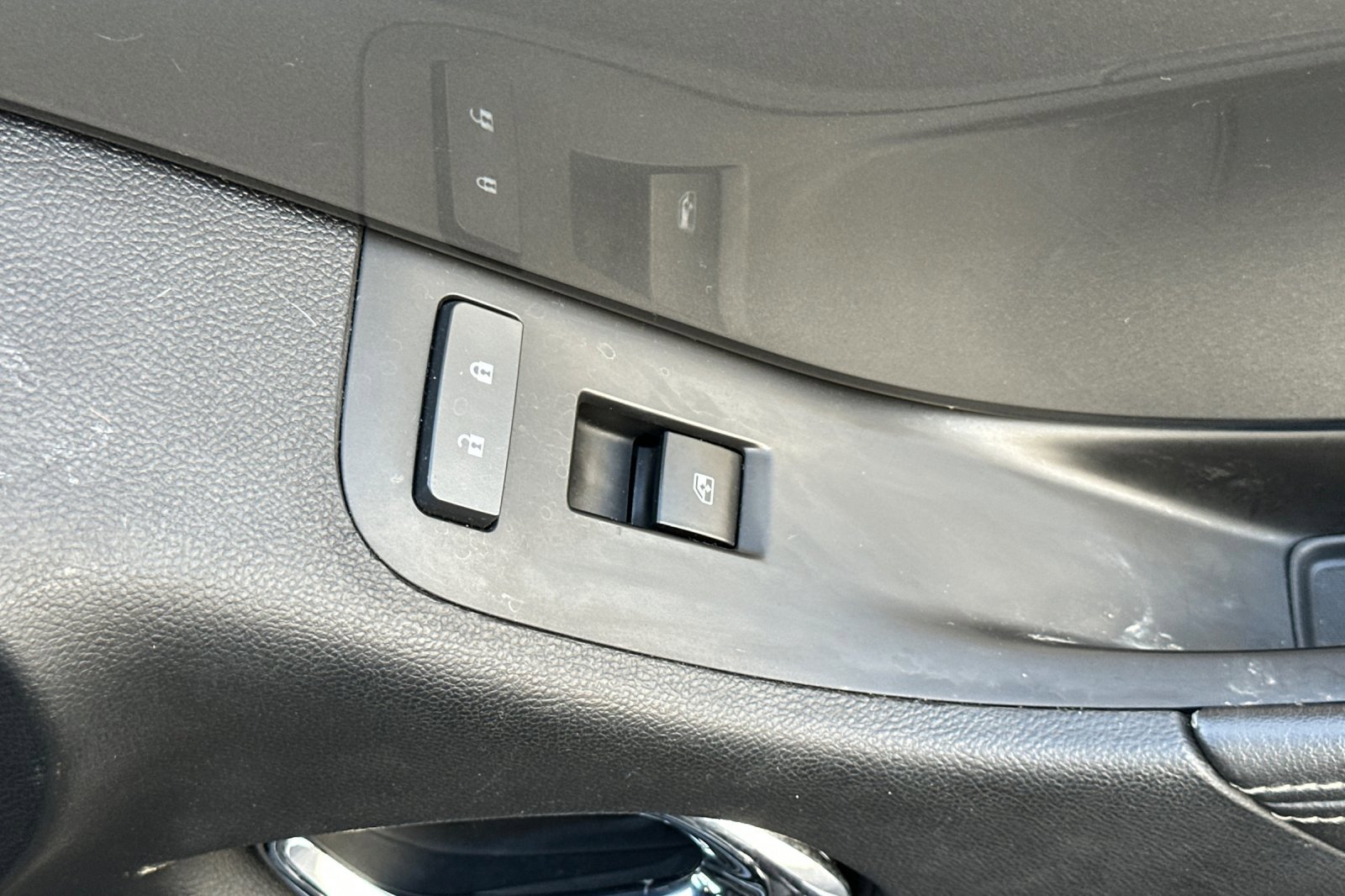 Used 2015 Chevrolet Camaro SS image 21