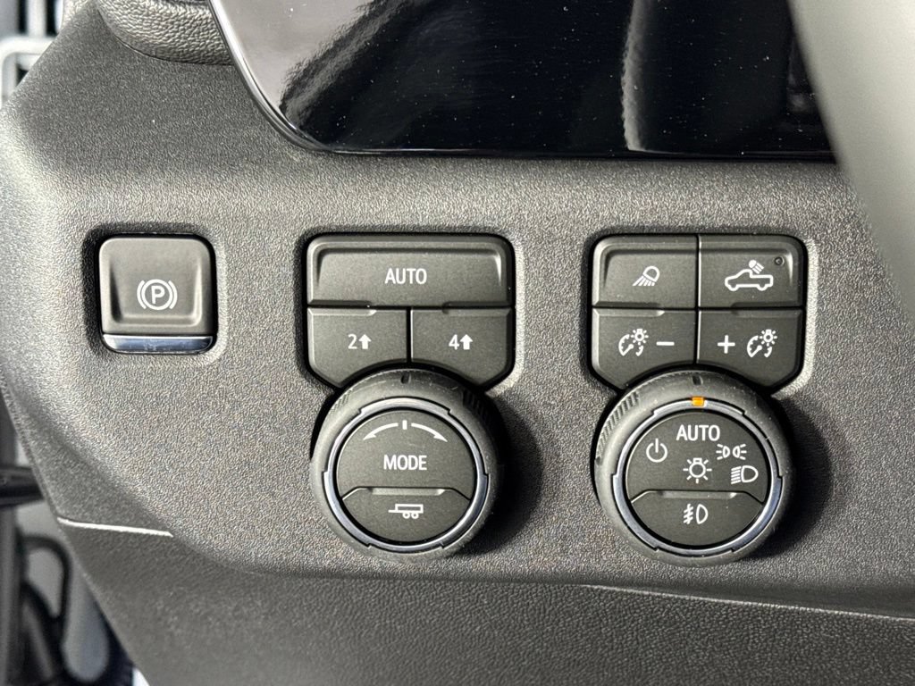 New 2026 Chevrolet Silverado 1500 RST w/ RST All Star Premium Package AWD/4WD image 19