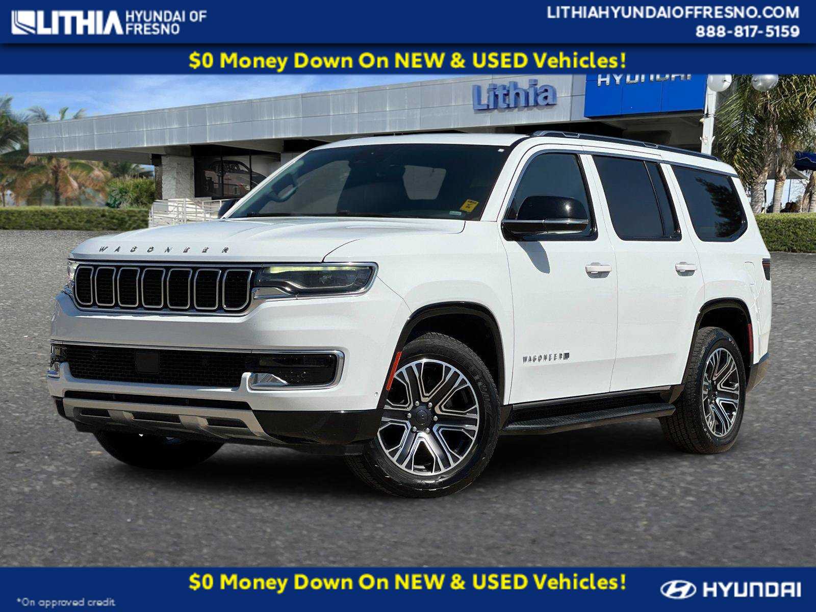Used 2024 Jeep Wagoneer Series II w/ Flexible Seating Group AWD/4WD image 1