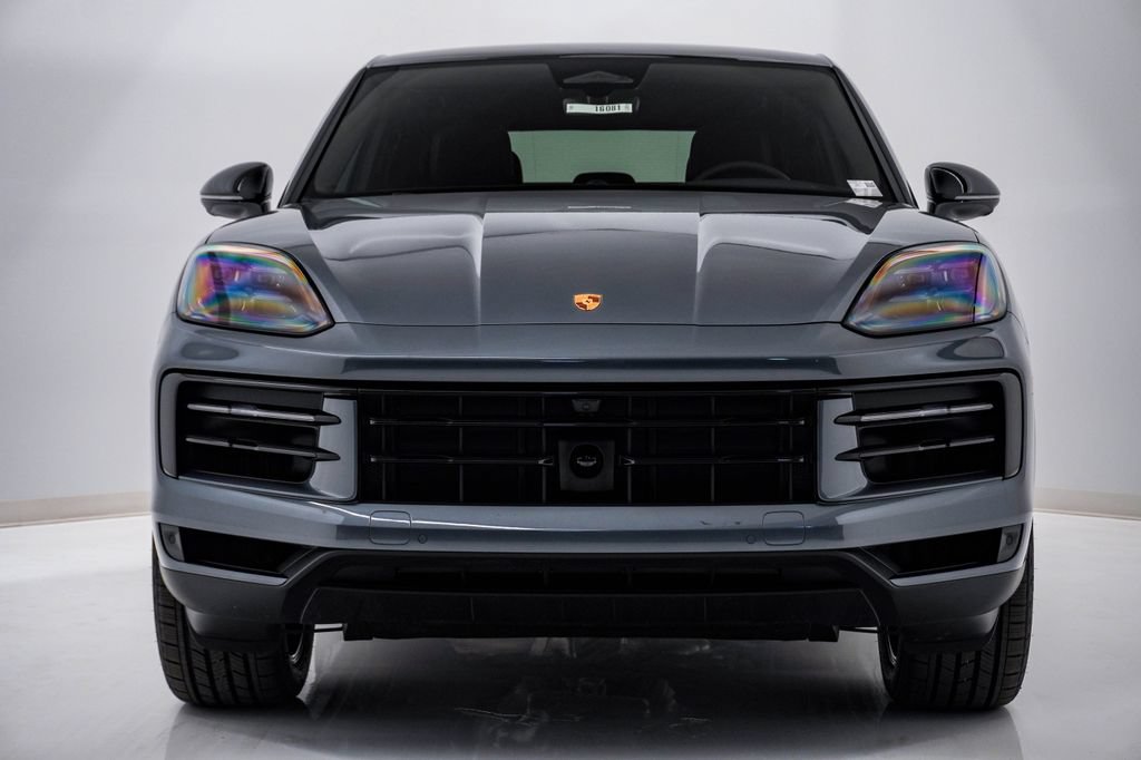 New 2026 Porsche Cayenne Coupe AWD/4WD image 6