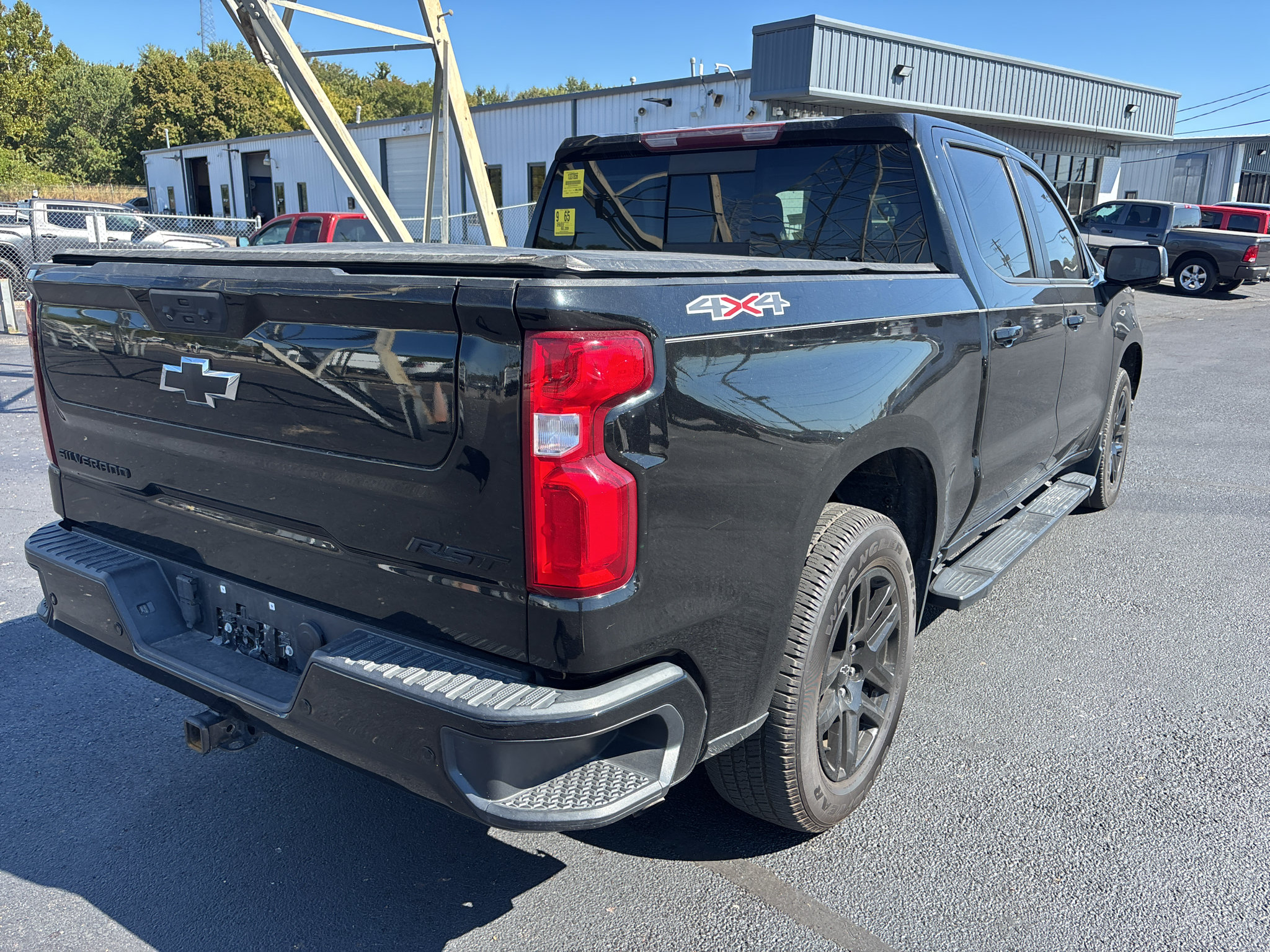 Used 2022 Chevrolet Silverado 1500 RST w/ Convenience Package II AWD/4WD image 9
