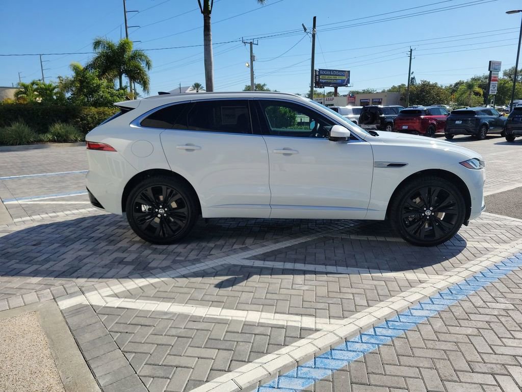 Used 2026 Jaguar F-PACE R-Dynamic S AWD/4WD image 6