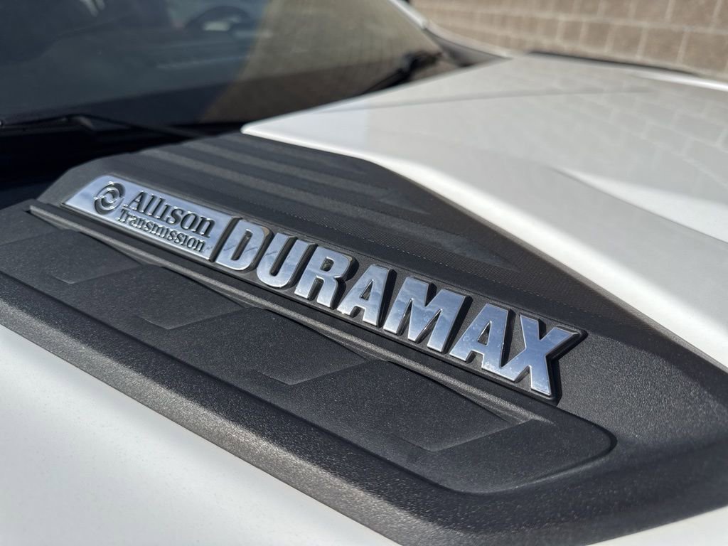 Used 2023 Chevrolet Silverado 3500 High Country w/ Z71 Off-Road Package image 8