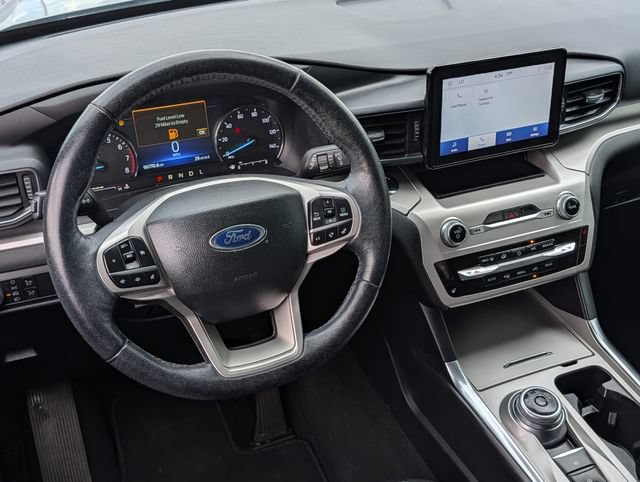 Used 2022 Ford Explorer XLT w/ Equipment Group 202A RWD image 12