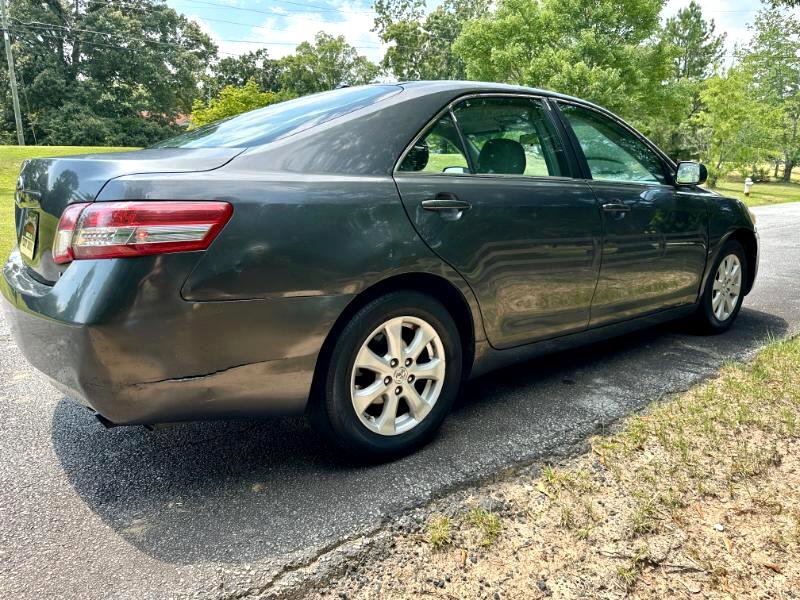 Used 2011 Toyota Camry LE w/ LE Extra-Value Pkg image 5