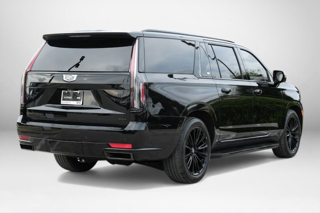 Used 2021 Cadillac Escalade ESV Sport Platinum image 6