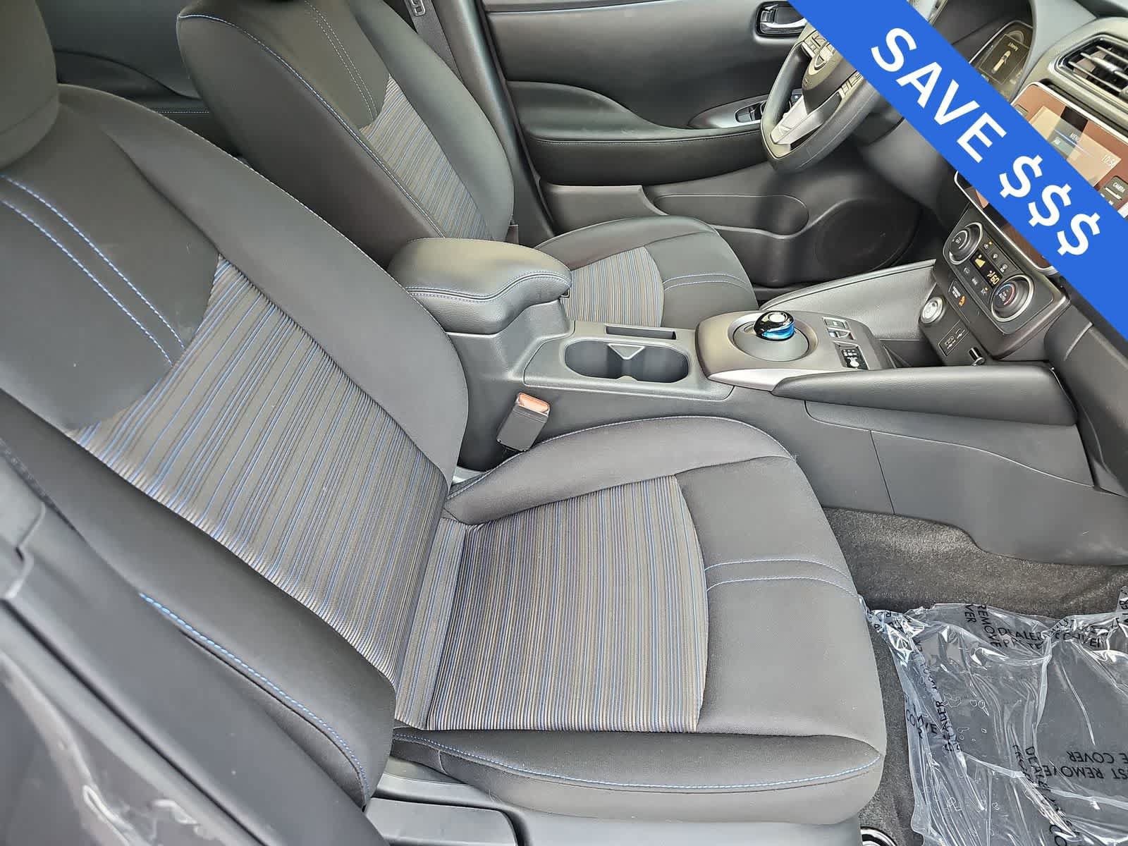 Used 2025 Nissan Leaf S FWD image 18
