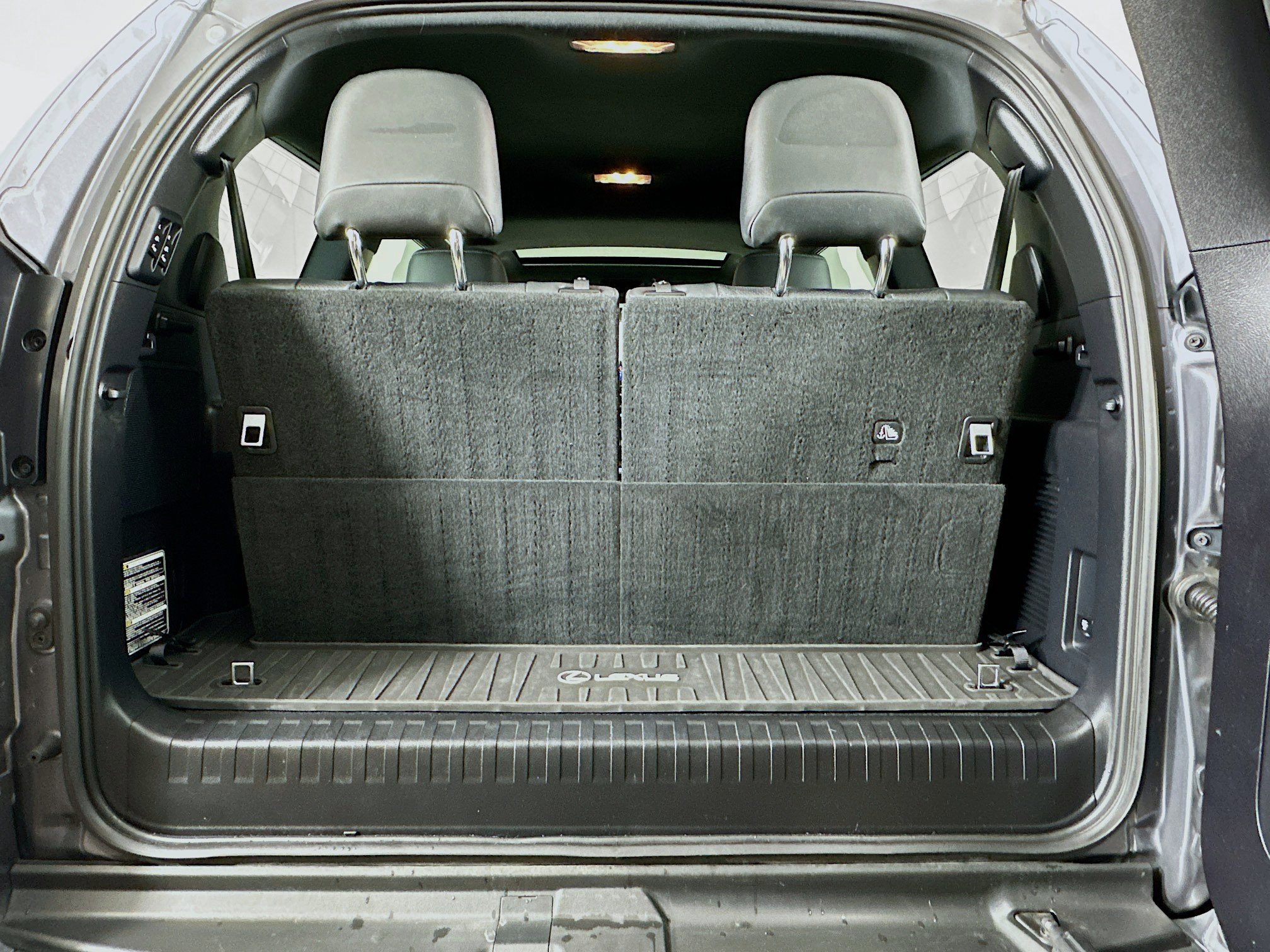 Used 2023 Lexus GX 460 Luxury w/ Sport Design Package image 32