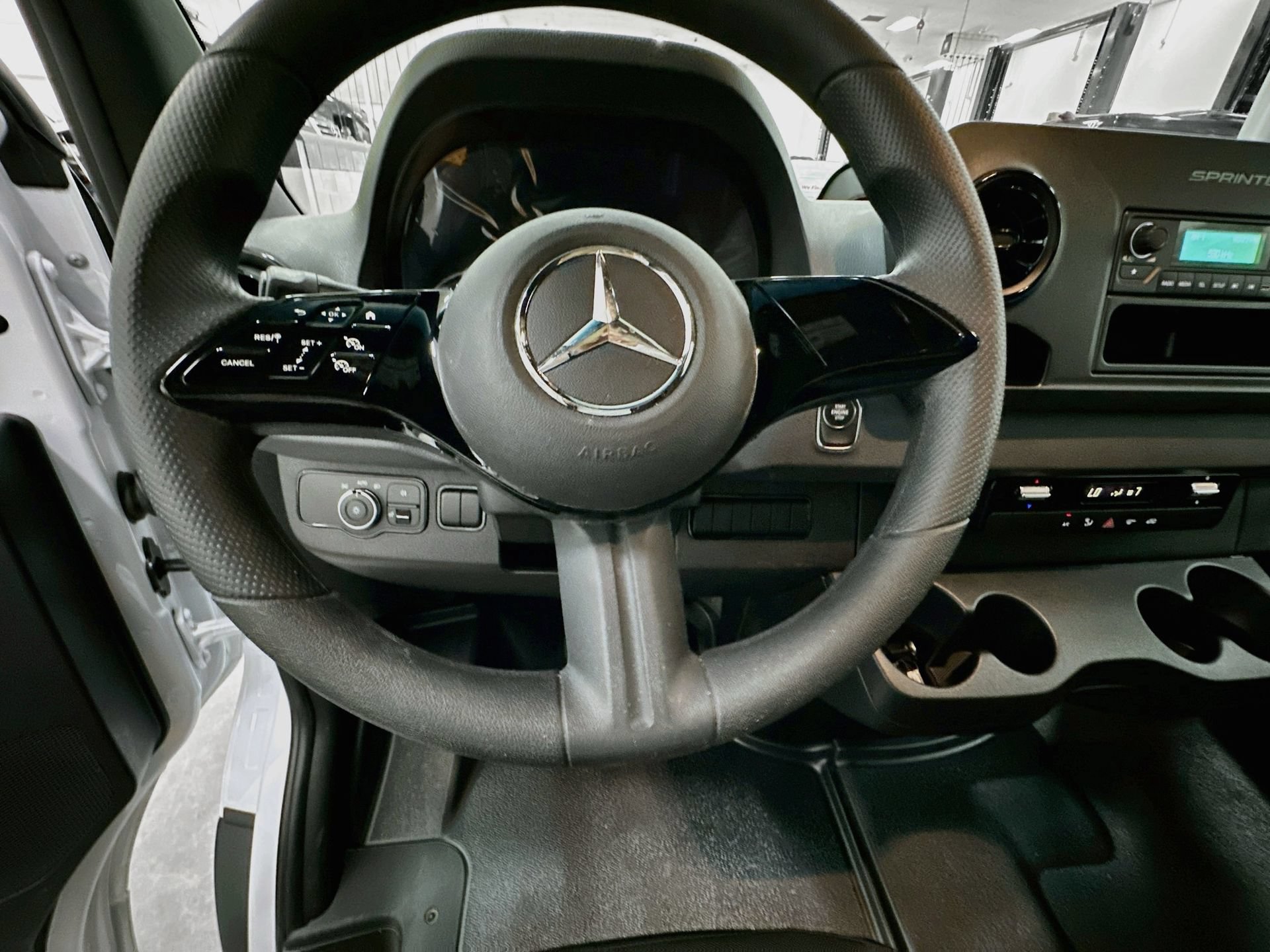 Used 2026 Mercedes-Benz Sprinter 2500 image 21
