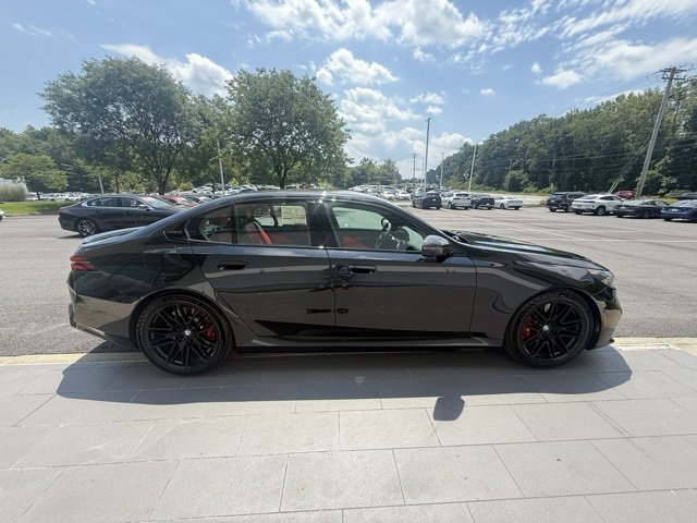 New 2026 BMW M5 w/ Carbon Package image 6