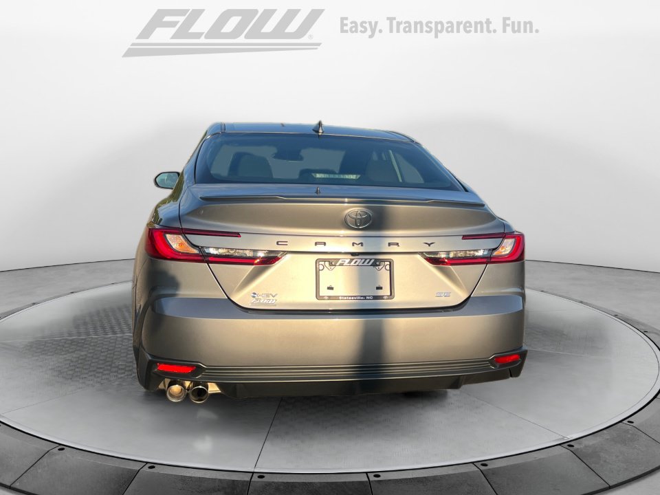 Used 2026 Toyota Camry SE FWD image 8