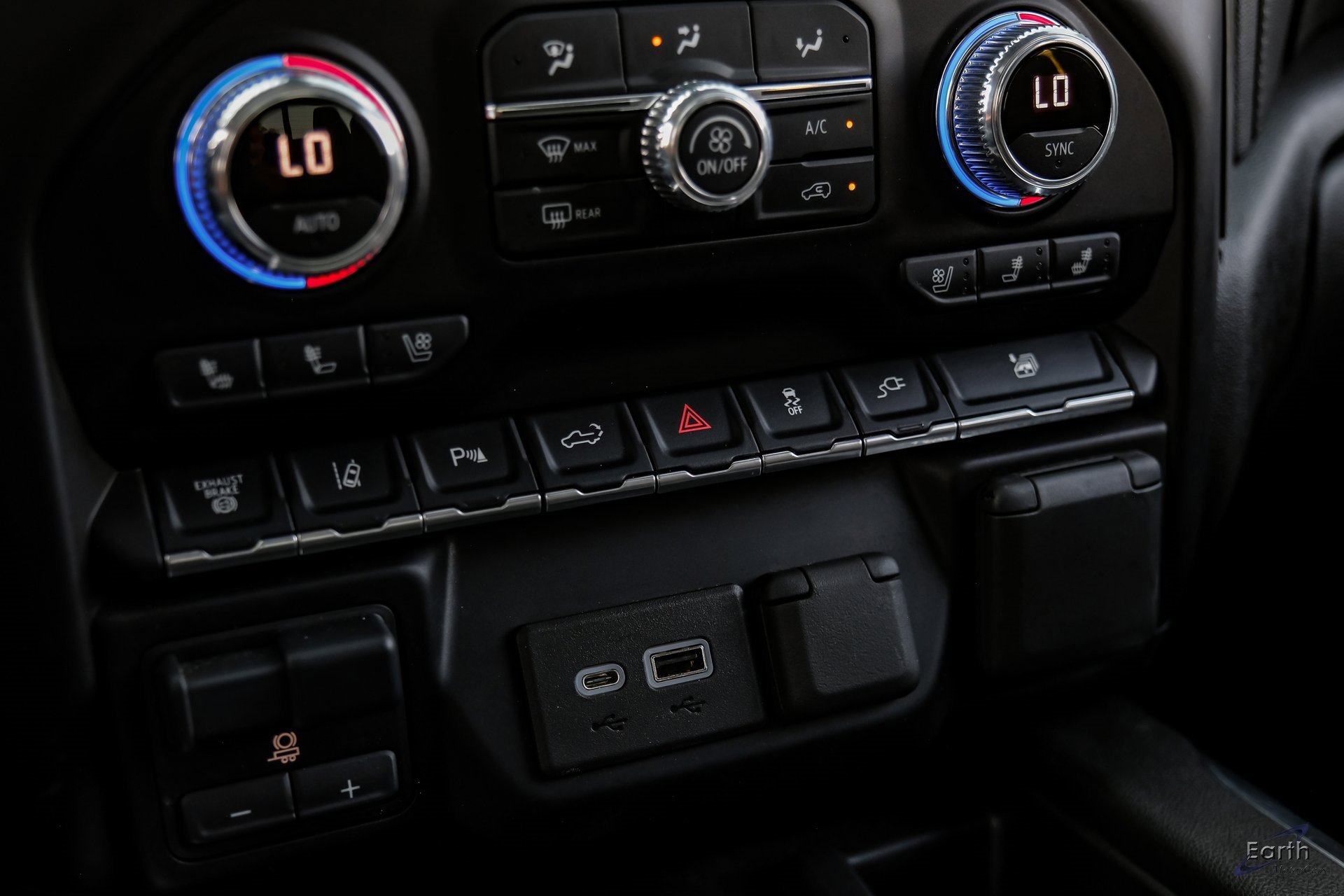 Used 2022 GMC Sierra 3500 Denali w/ Technology Package image 59