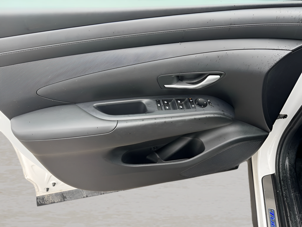 Certified 2026 Hyundai Tucson SE AWD/4WD image 16