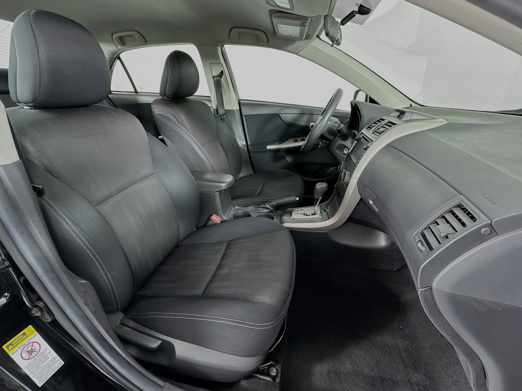 Used 2013 Toyota Corolla S image 24