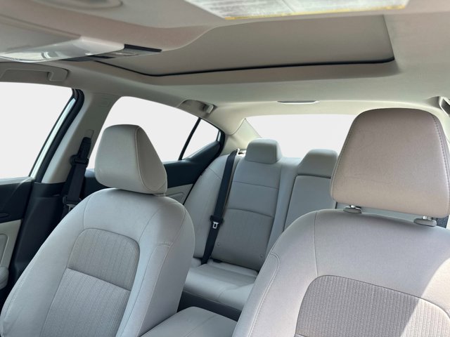 Certified 2024 Nissan Altima 2.5 SV w/ SV Premium Package FWD image 15