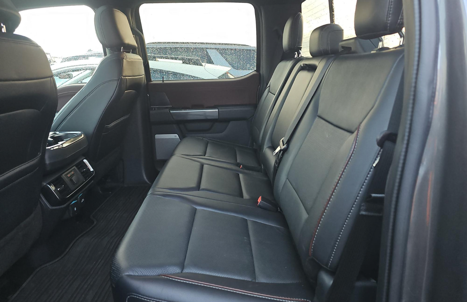 Used 2021 Ford F150 Lariat w/ Equipment Group 502A High AWD/4WD image 14