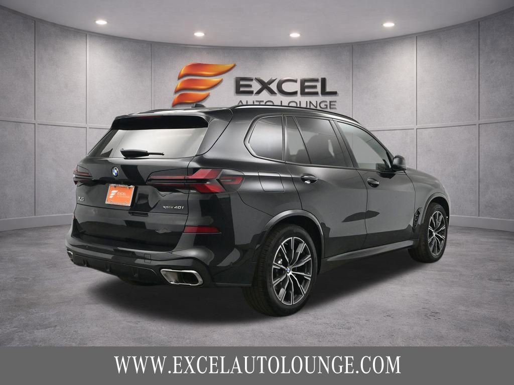 Used 2024 BMW X5 xDrive40i w/ M Sport Package AWD/4WD image 9