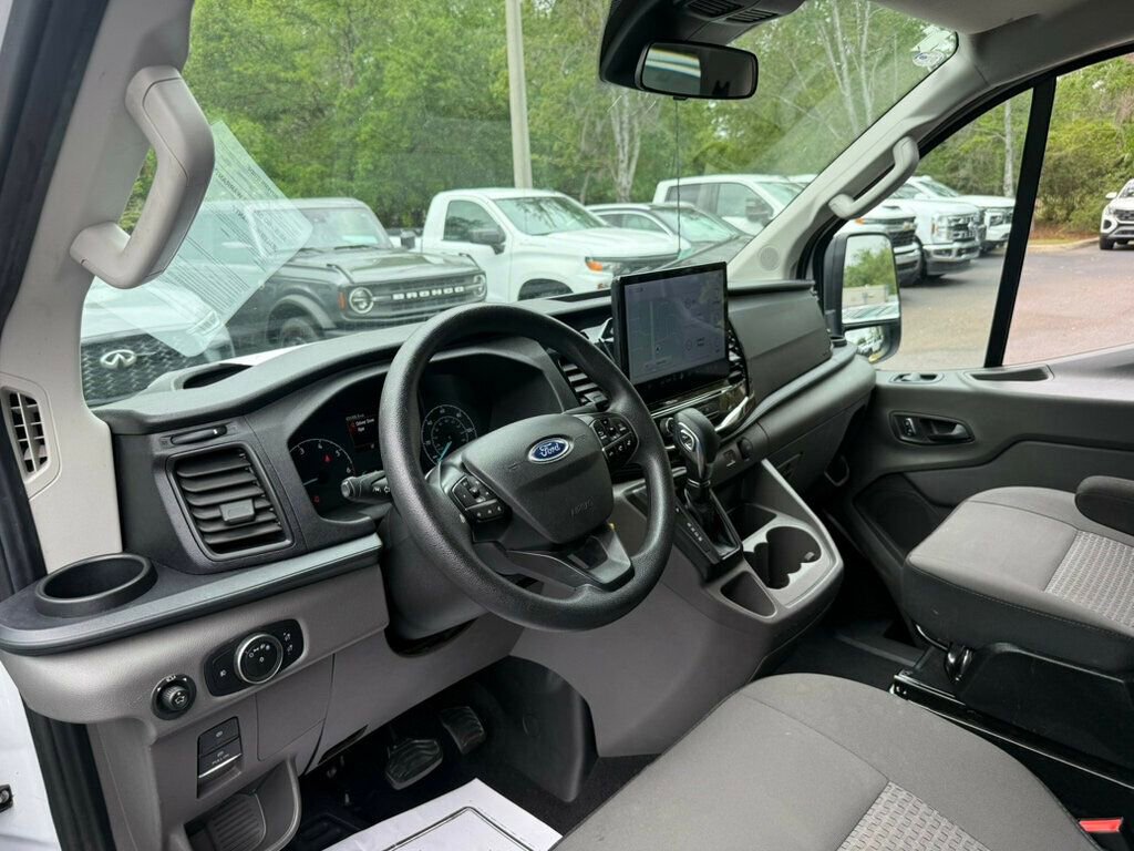 Used 2024 Ford Transit 350 XLT RWD image 3