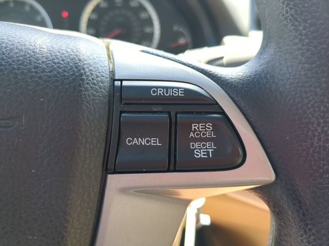 Used 2011 Honda Accord EX image 18