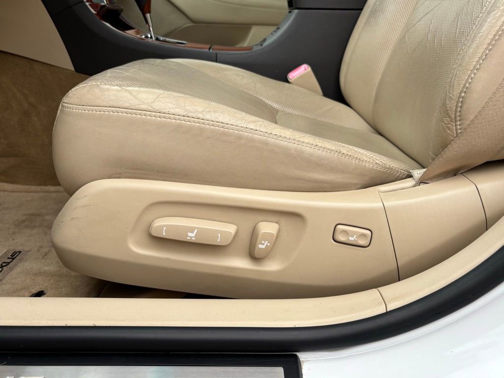 Used 2012 Lexus ES 350 image 11