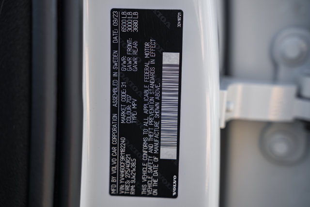 Certified 2024 Volvo XC90 T8 Ultimate w/ Lounge Package AWD/4WD image 34