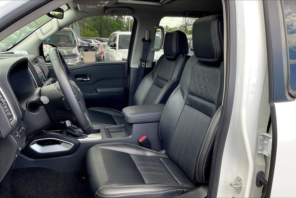 Certified 2024 Nissan Frontier SL w/ Technology Package image 36