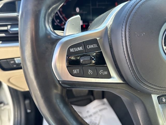 Used 2020 BMW 330i xDrive Sedan w/ Convenience Package AWD/4WD image 16