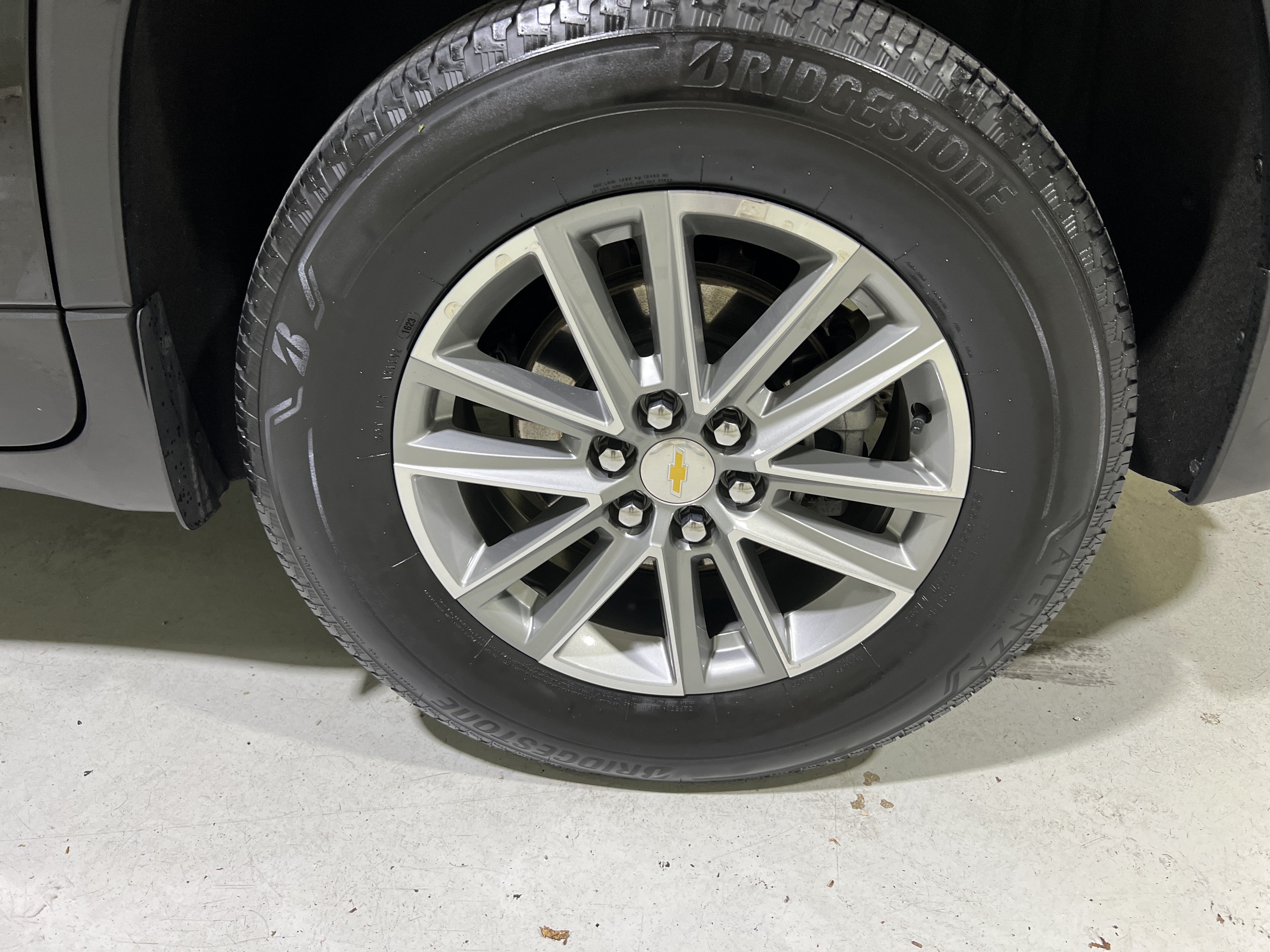 Certified 2023 Chevrolet Traverse LT FWD image 13