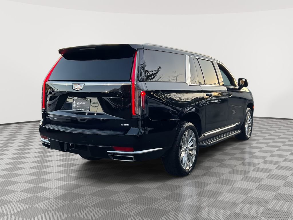 Used 2022 Cadillac Escalade ESV Premium Luxury image 9