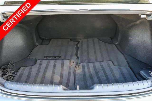 Used 2025 Hyundai Elantra Sport FWD image 13