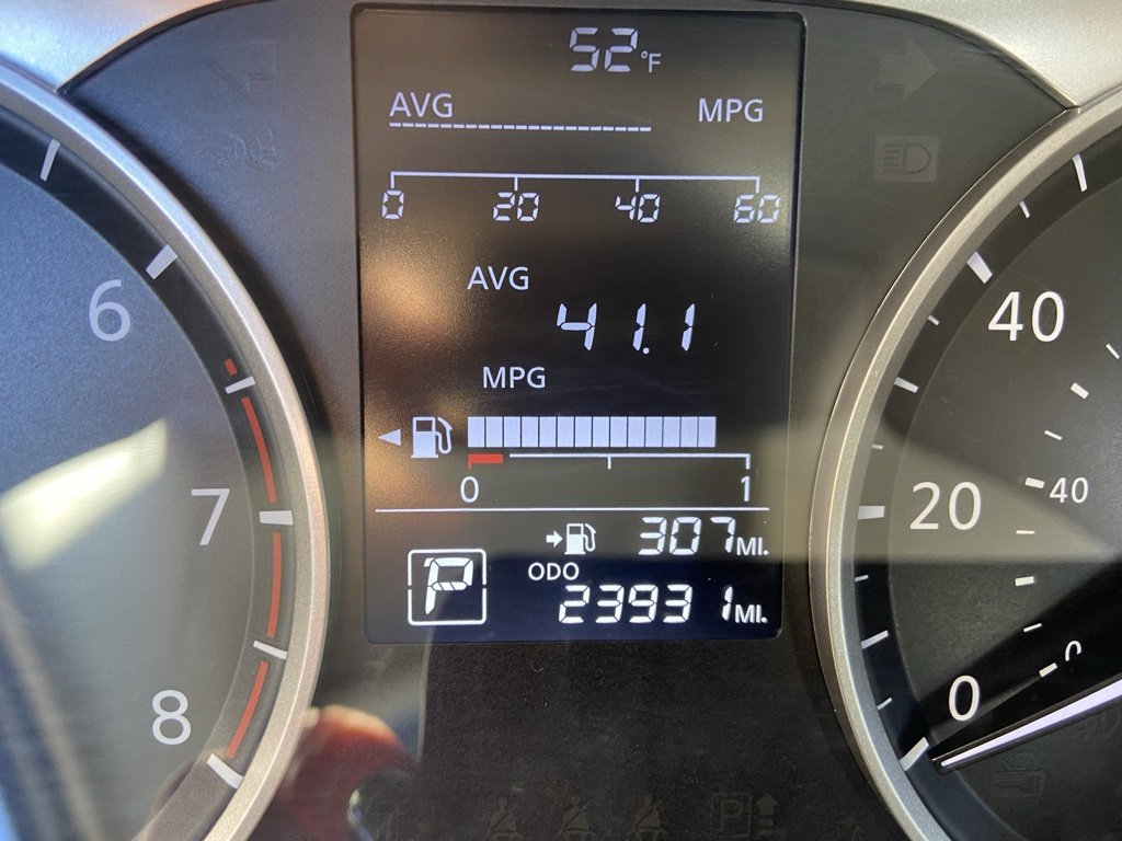 Used 2024 Nissan Versa S w/ Trunk Package image 12