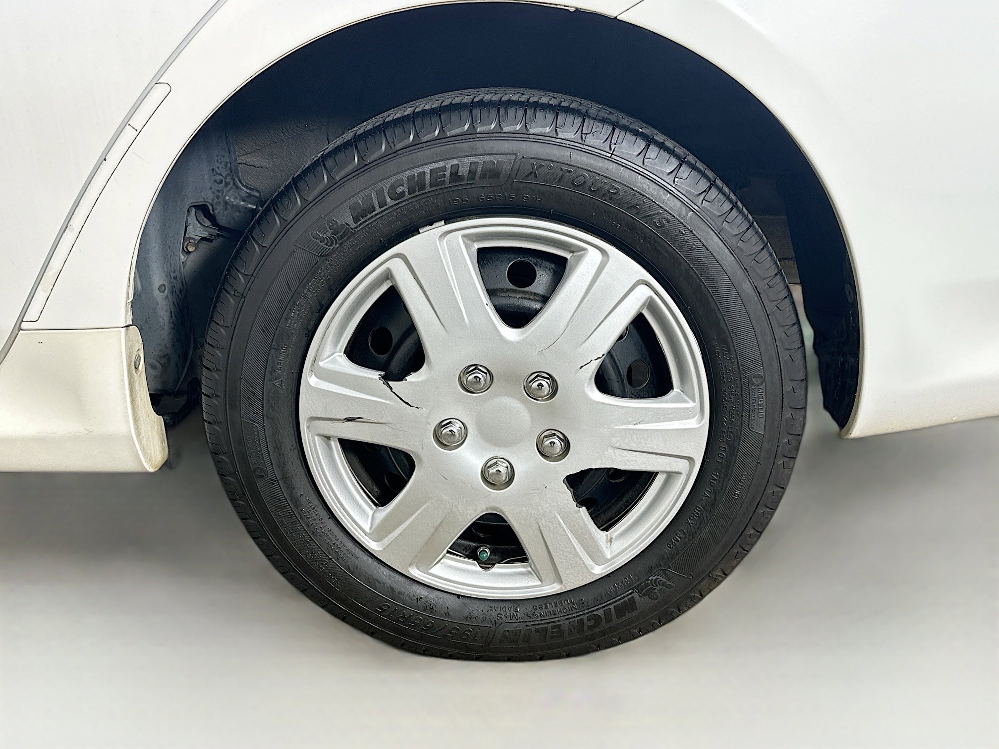 Used 2011 Toyota Corolla LE image 11