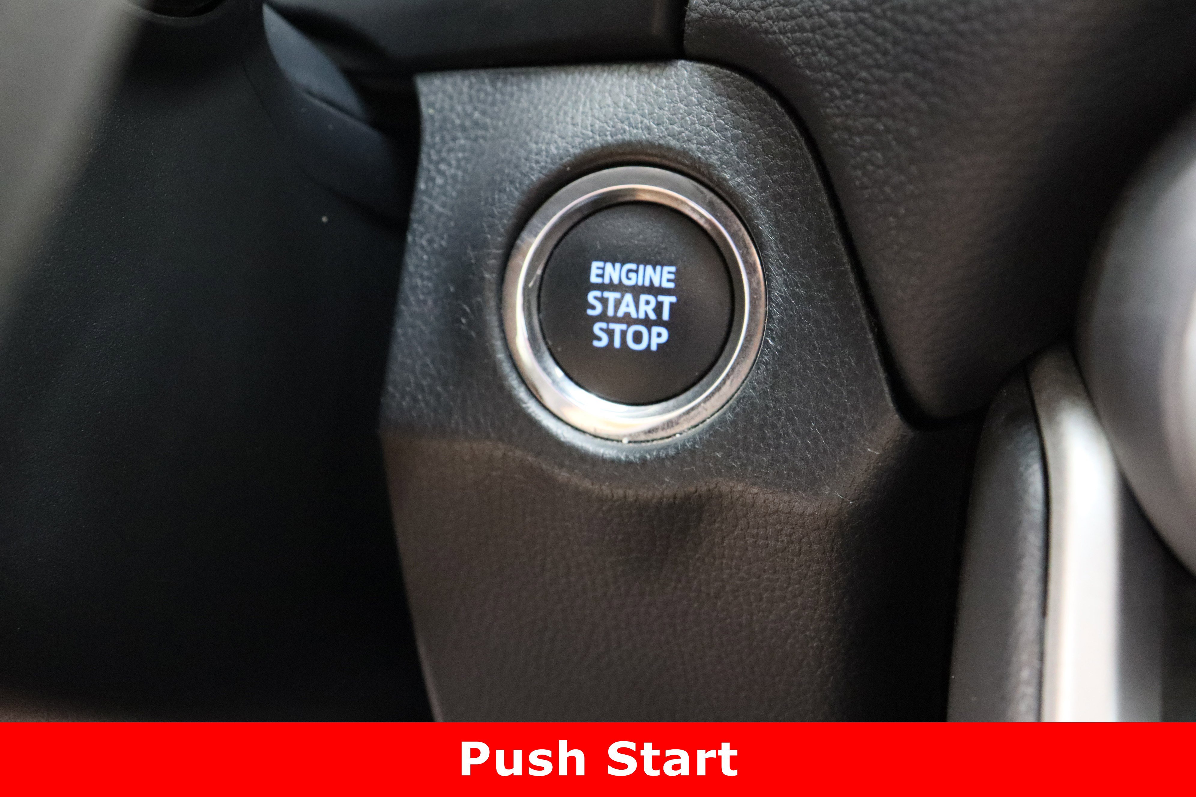 Used 2021 Toyota RAV4 XLE w/ Carpet Mat Package (TMS) image 18