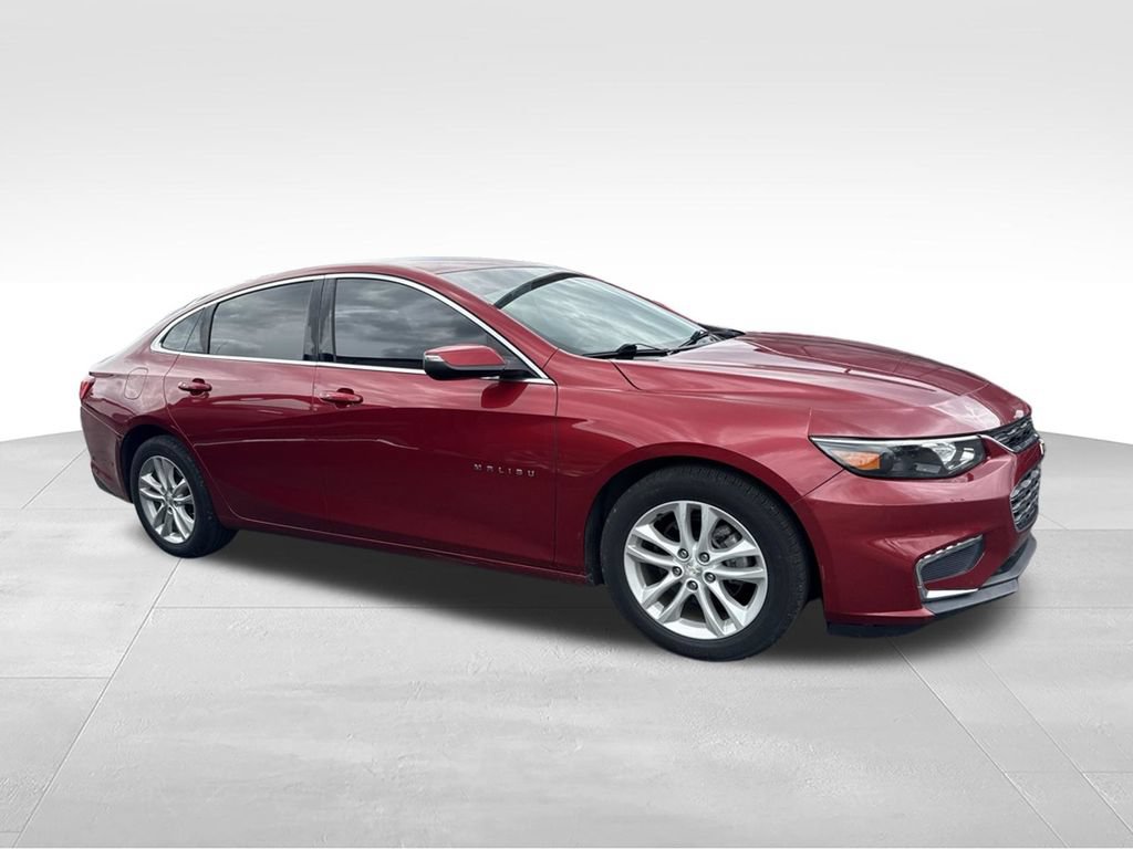 Used 2016 Chevrolet Malibu LT w/ Leather Package FWD image 2