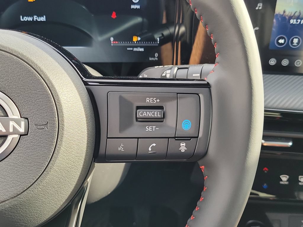 New 2026 Nissan Kicks SR w/ SR Premium Package FWD image 7
