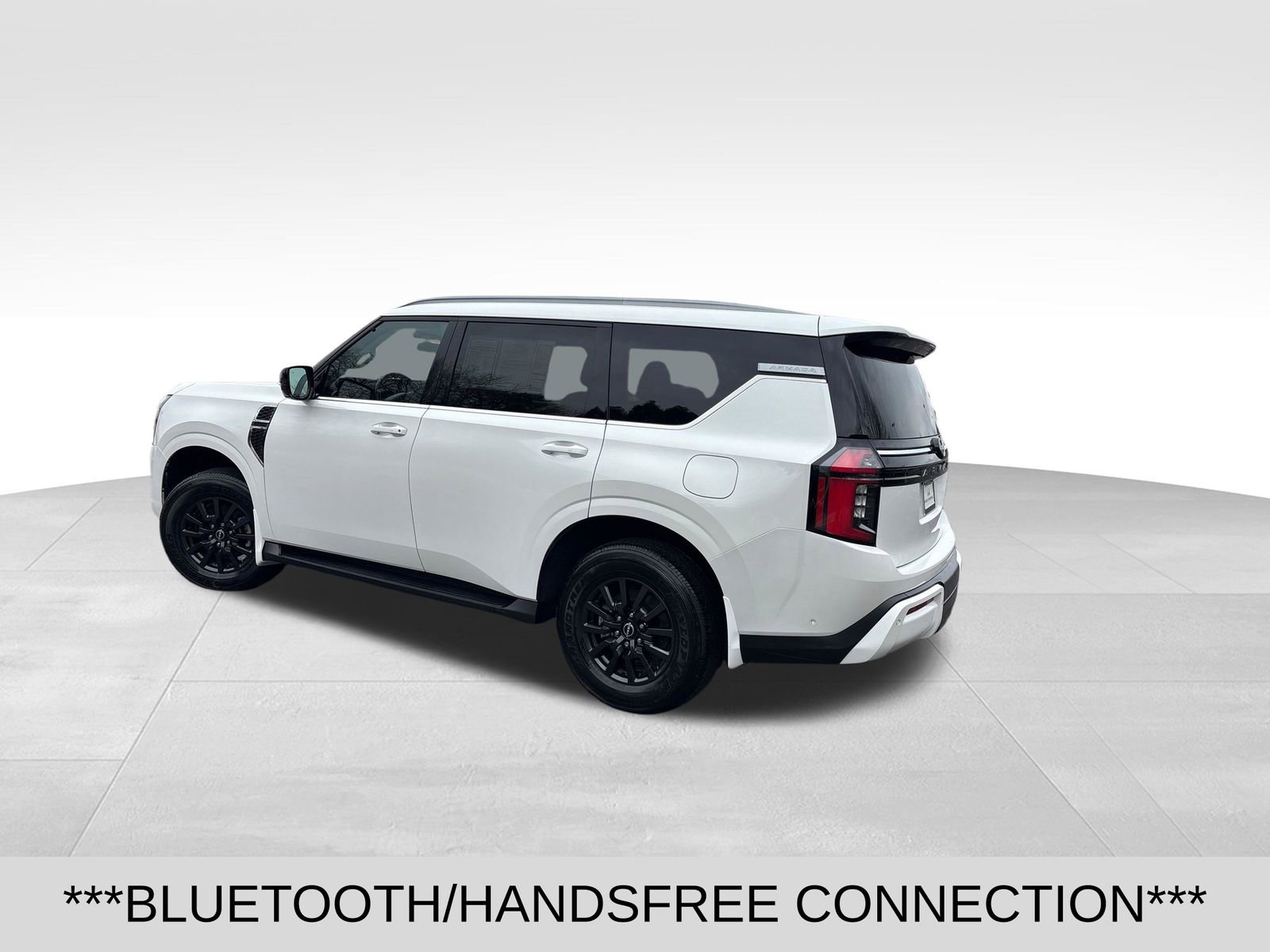 Used 2025 Nissan Armada SV AWD/4WD image 3