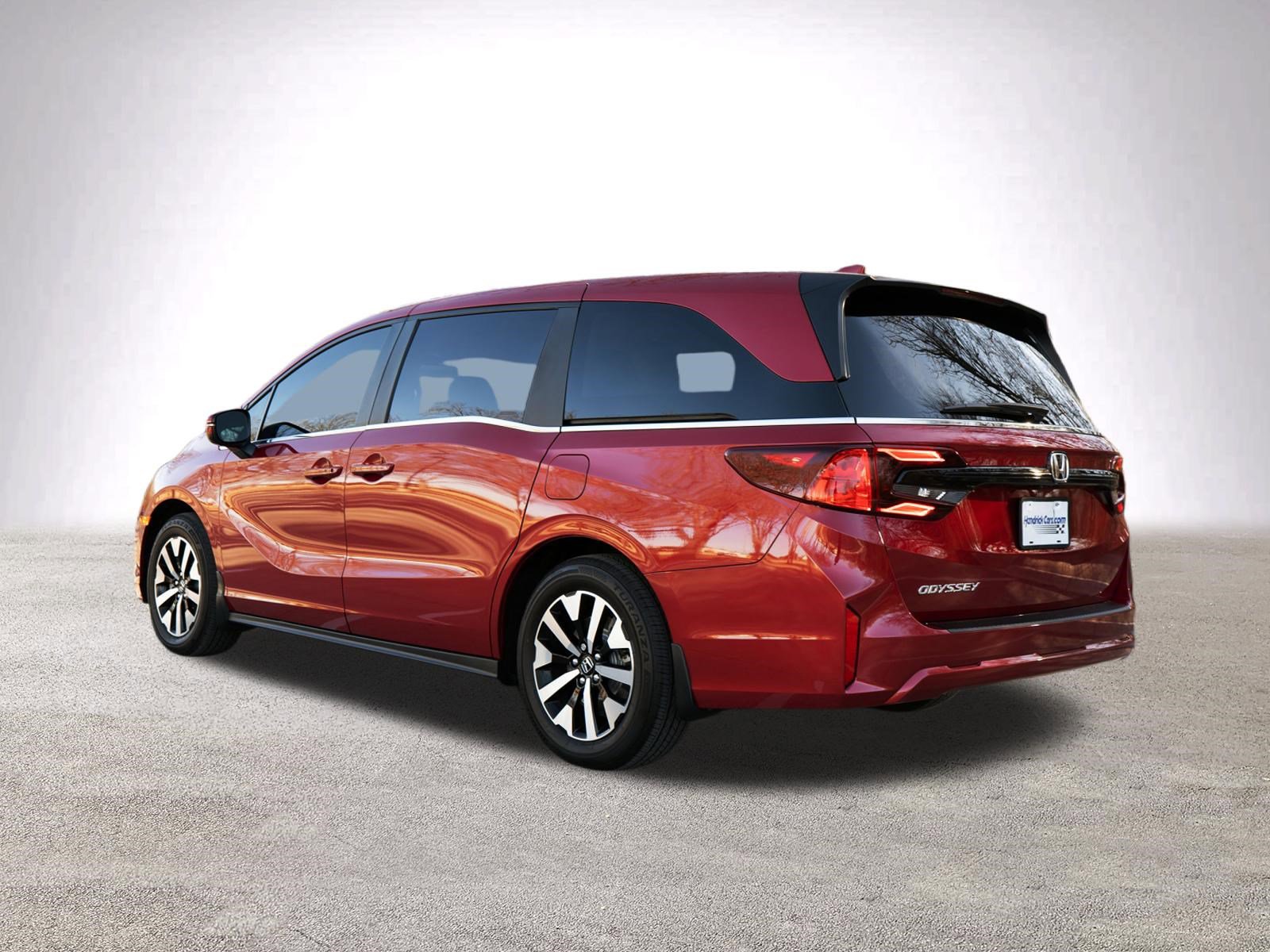 Certified 2026 Honda Odyssey EX-L image 7