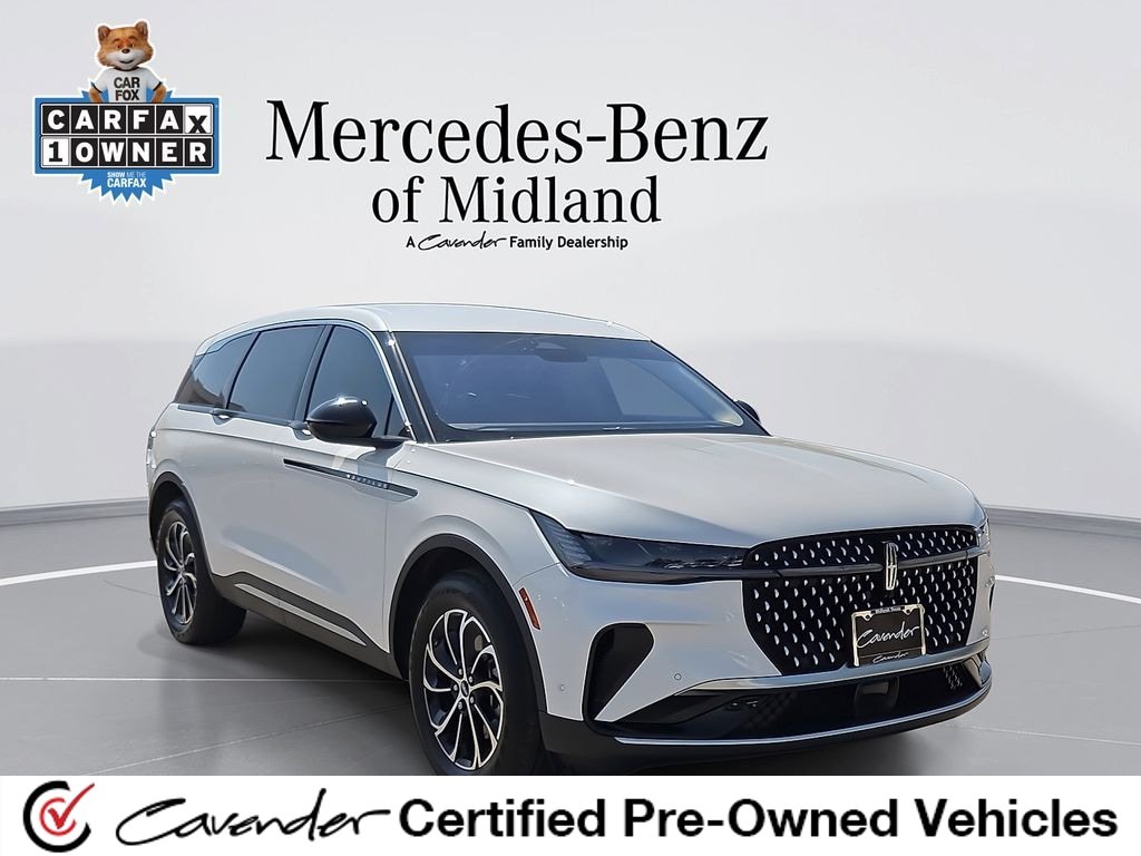 Used 2024 Lincoln Nautilus Premier AWD/4WD image 1