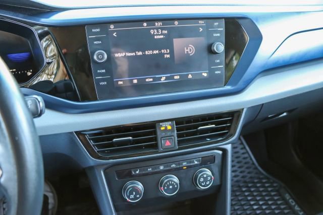 Used 2022 Volkswagen Taos SE image 40