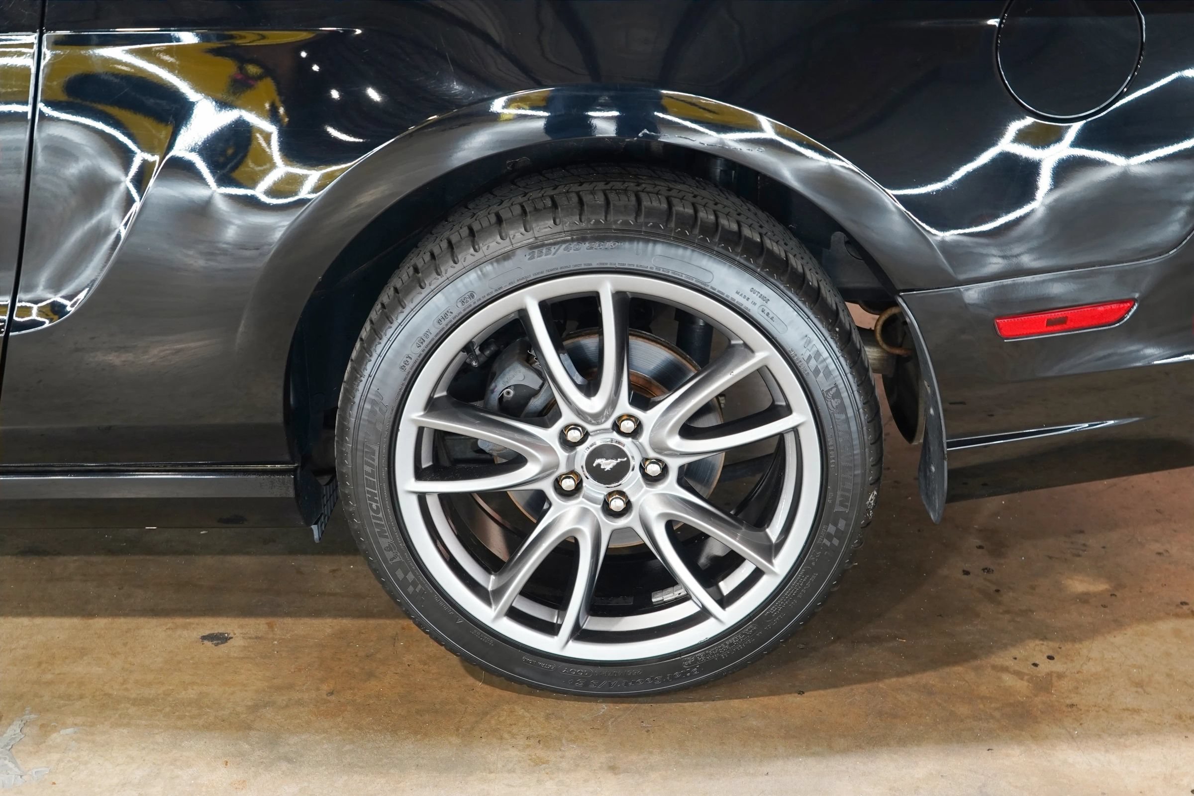Used 2013 Ford Mustang GT Premium w/ Brembo Brake Pkg RWD image 53