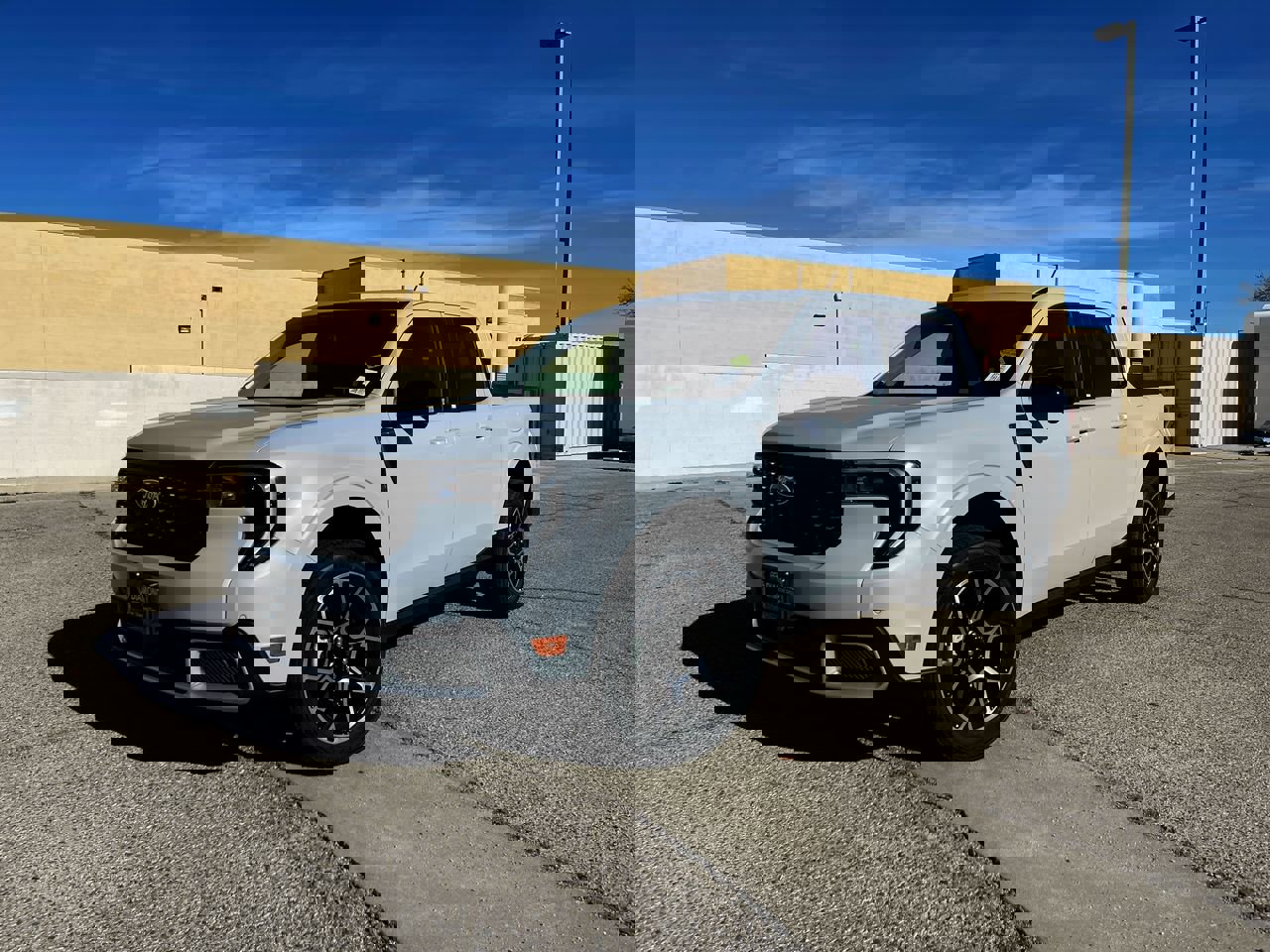 New 2026 Ford Maverick Lariat w/ 4K Tow Package image 1