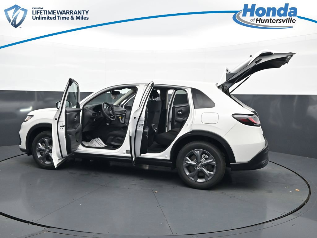 New 2027 Honda HR-V LX image 47