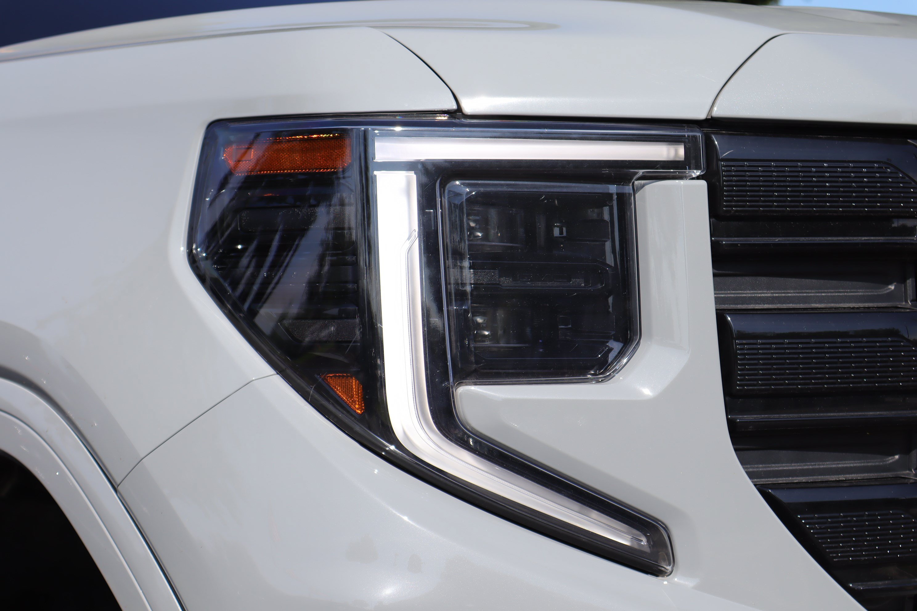 Used 2024 GMC Sierra 1500 Elevation w/ Elevation Premium Package AWD/4WD image 31