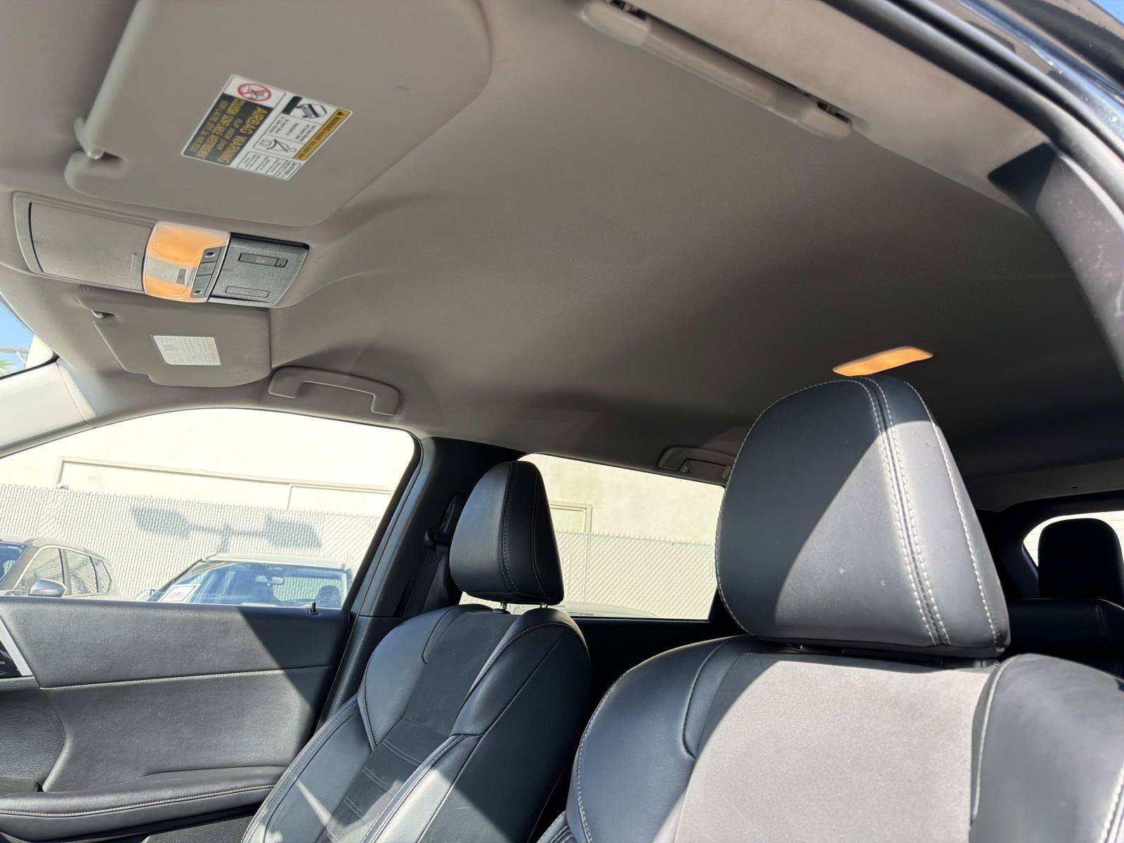 Used 2024 Mitsubishi Outlander AWD image 21
