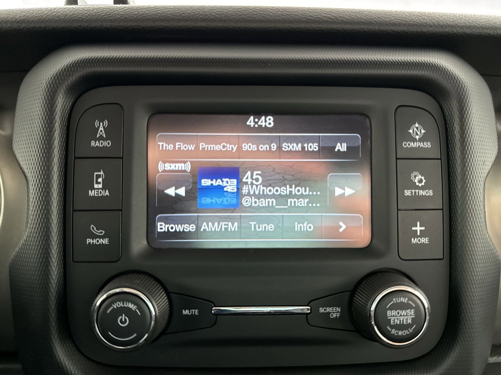 Used 2019 Jeep Wrangler Sport image 18