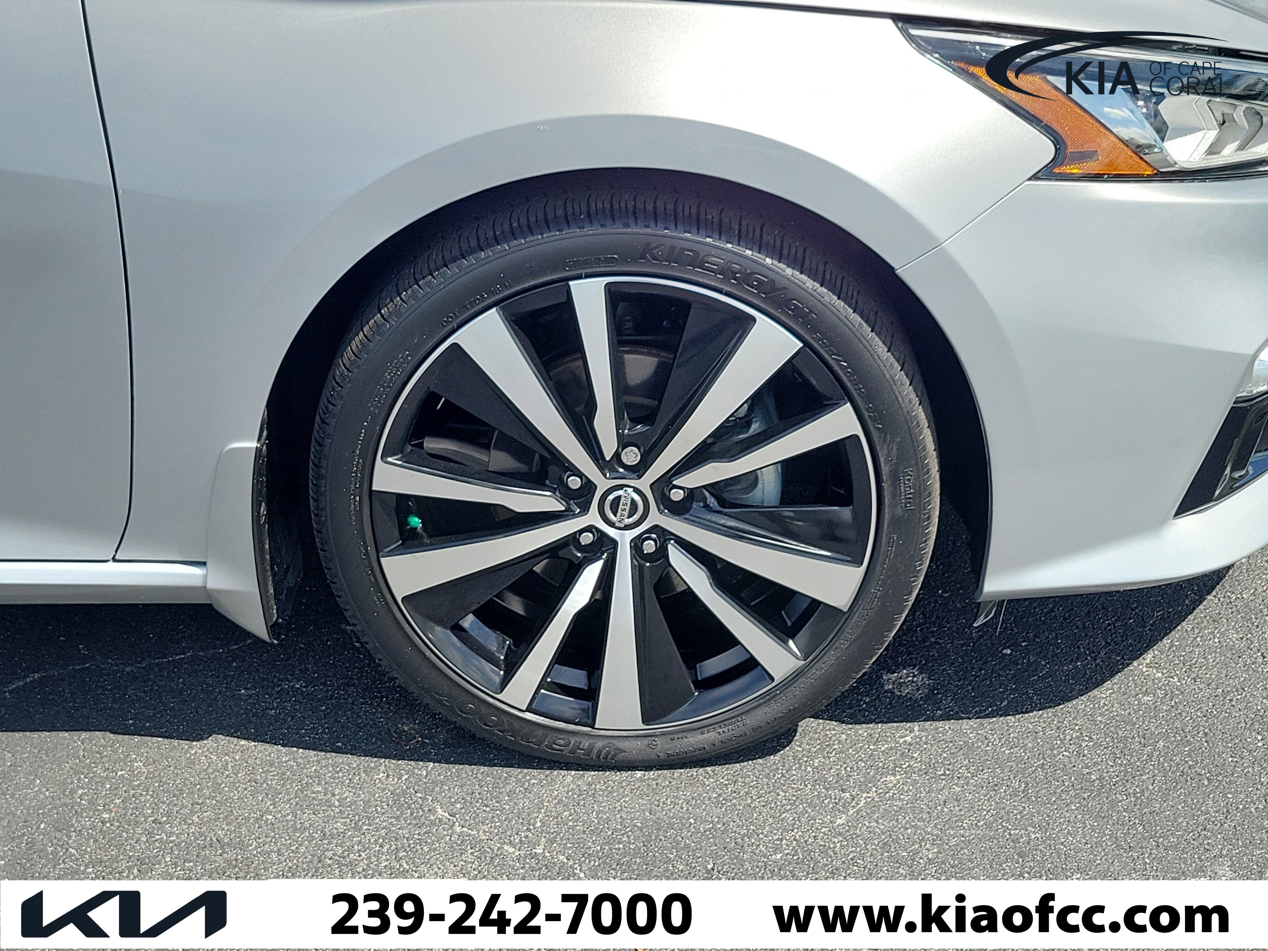 Used 2020 Nissan Altima 2.0 Platinum FWD image 7