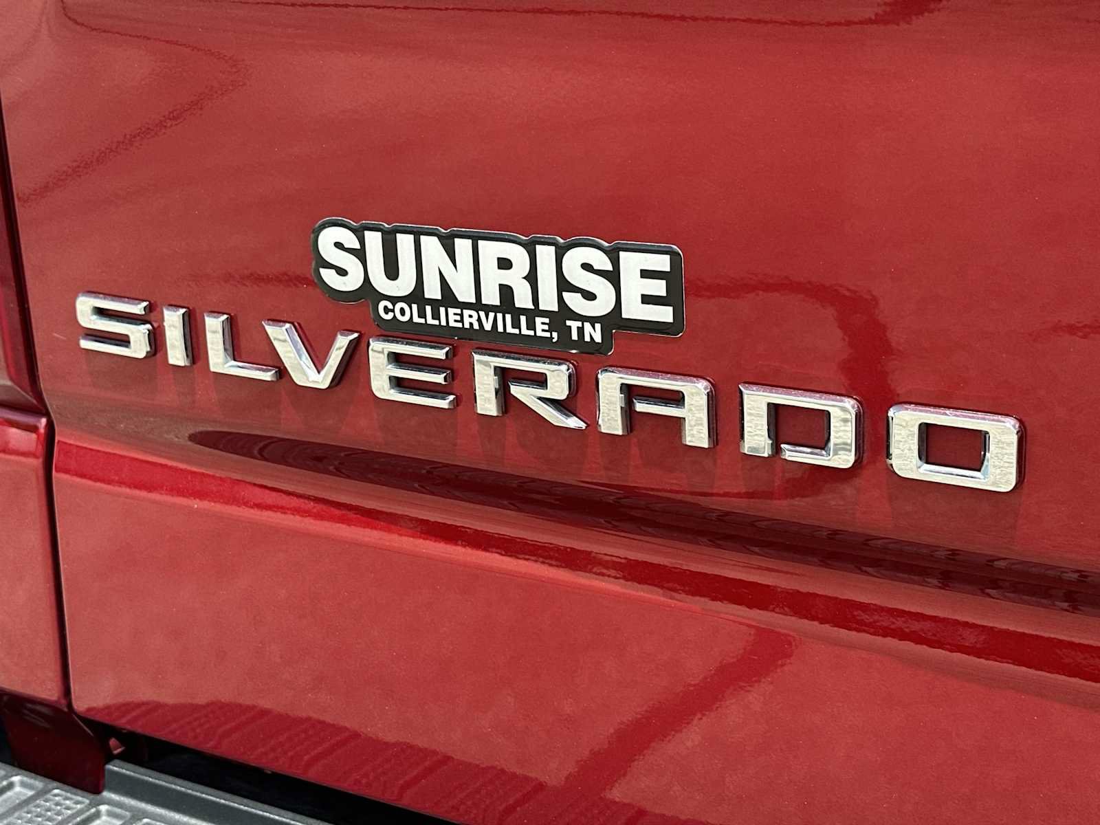 Certified 2025 Chevrolet Silverado 1500 RST AWD/4WD image 13