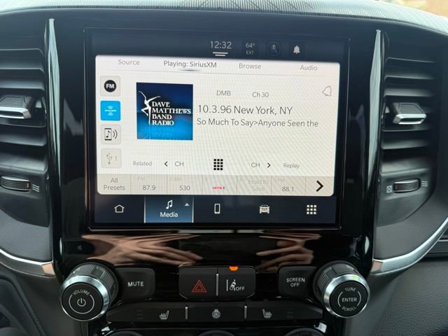 New 2026 RAM 1500 4x4 Crew Cab image 19