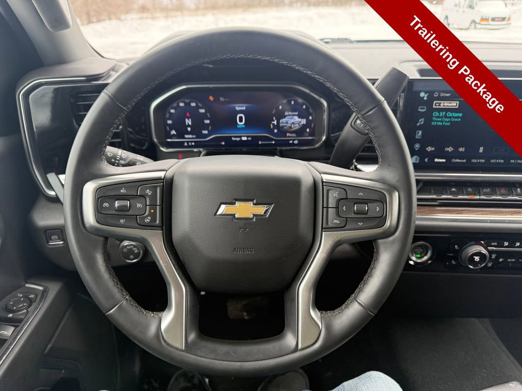 Used 2024 Chevrolet Silverado 1500 LT image 16