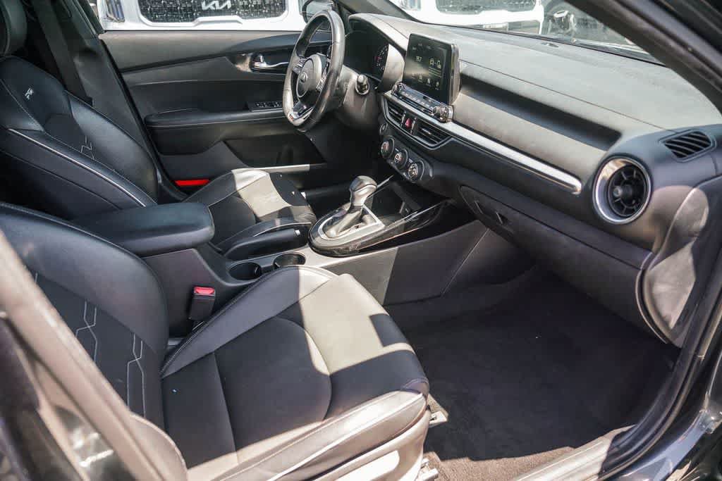 Used 2021 Kia Forte GT-Line FWD image 15